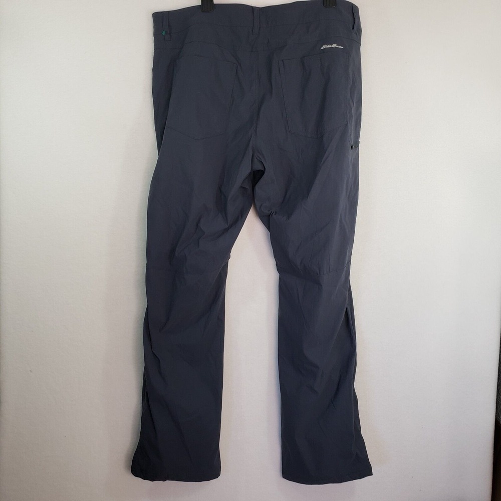 Eddie Bauer Outdoor Pant Mens 38x32 Navy Blue Straight Hiking Travel Lightweight - Picture 2 of 14